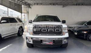 foto de Autos marca Ford seminuevo modelo F150 XLT CD año 2013 en Quito