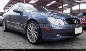 Mercedes Benz—™ CLK320 2005