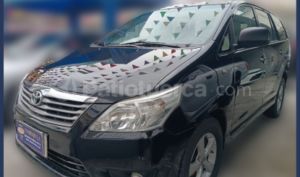 foto de Autos marca Toyota seminuevo modelo Innova año 2015
