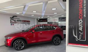 foto de Autos marca Mazda seminuevo modelo CX5 CORE año 2025 en Quito