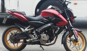 Bajaj Pulsar NS 200 2014