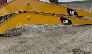 foto de Caterpillar 320 DL 2024