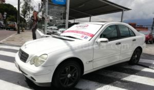 Mercedes Benz—™ C200 2002