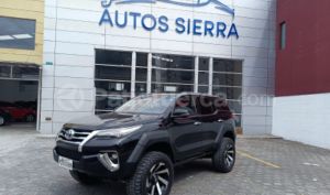 foto de Autos marca Toyota seminuevo modelo New Fortuner año 2020