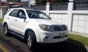 Toyota Fortuner 4.0 2009