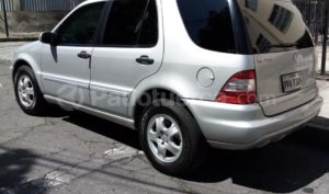 Mercedes Benz—™ ML 320 2002