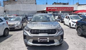 foto de Autos marca Kia seminuevo modelo Sonet AC año 2023 en Quito
