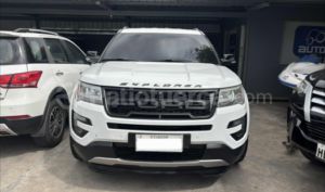 foto de Autos marca Ford seminuevo modelo Explorer XLT año 2016