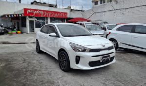 foto de Autos marca Kia seminuevo modelo RIO LX año 2020