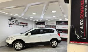 foto de Autos marca Suzuki seminuevo modelo SX4 año 2022