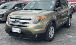 foto de Autos marca Ford seminuevo modelo Explorer XLT año 2013 en Quito