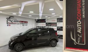 foto de Kia PICANTO LX 2024