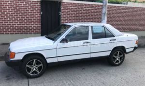 Mercedes Benz—™ 190E 1985