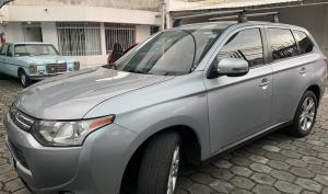 Mitsubishi Outlander 2014