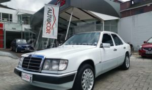 Mercedes Benz—™ E230 1990