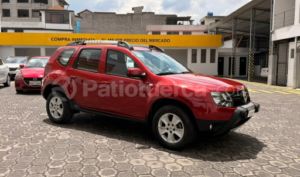 foto de Autos marca Renault seminuevo modelo Duster 2.0 año 2017 en Quito