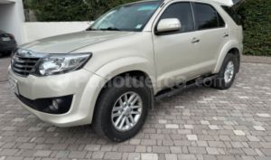 foto de Autos marca Toyota seminuevo modelo Fortuner 2.7 año 2015