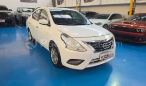 foto de Autos marca Nissan seminuevo modelo Versa año 2017 en Quito