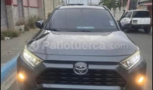 foto de Autos marca Toyota seminuevo modelo RAV 4 año 2020