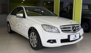 foto de Autos marca Mercedes Benz seminuevo modelo C180 CGI año 2011 en Quito