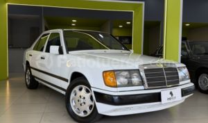 foto de Autos marca Mercedes Benz seminuevo modelo E230 año 1986