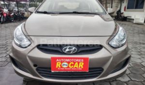 foto de Autos marca Hyundai seminuevo modelo Accent New año 2012 en Guayaquil