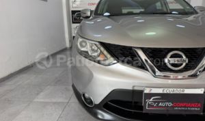 Nissan Qashqai sense 2015