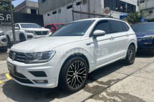Volkswagen Tiguan 2020