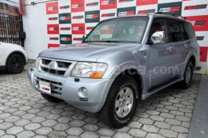 Mitsubishi Montero 5P 2004