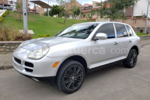 Porsche Cayenne 2005
