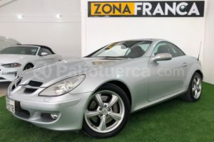 Mercedes Benz—™ SLK 350 2005
