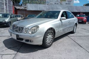 Mercedes Benz—™ E350 2005