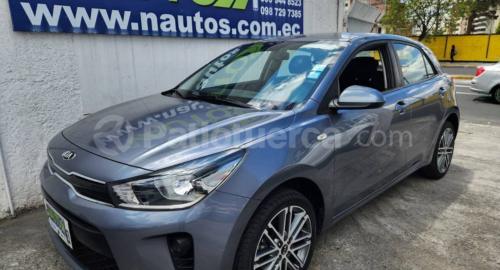 Kia Rio R 2020 Hatchback (5 Puertas) en Quito, Pichincha- - Patiotuerca