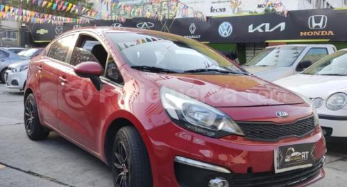 Kia Rio R 2017 Hatchback (3 Puertas) en Quito, Pichincha- - Patiotuerca