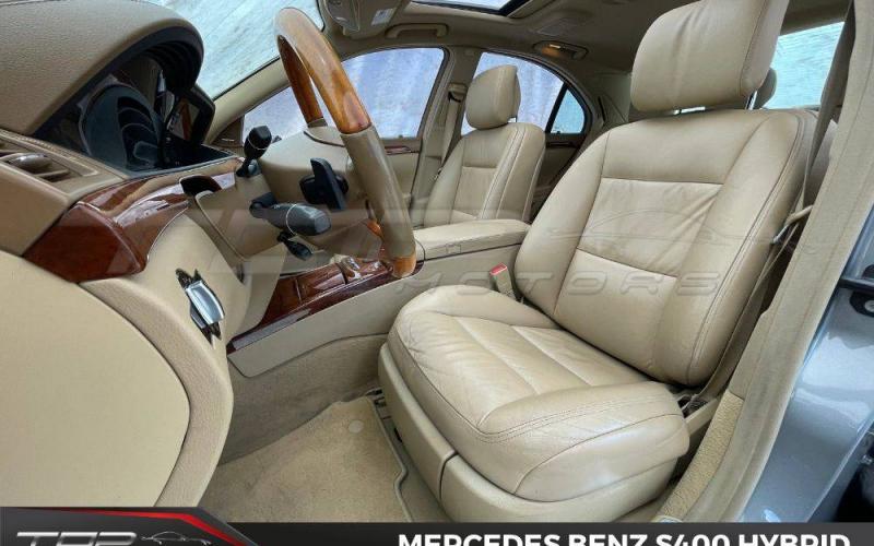 Mercedes Benz