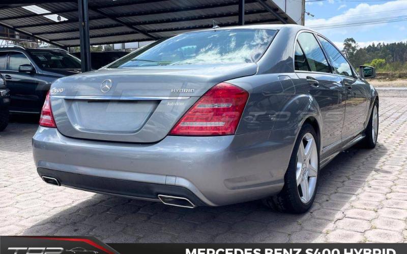 Mercedes Benz