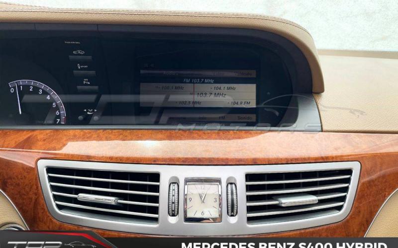 Mercedes Benz