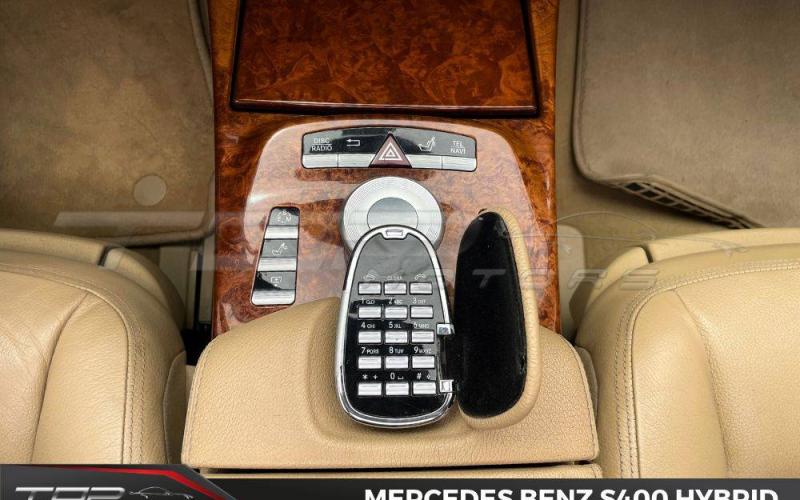 Mercedes Benz