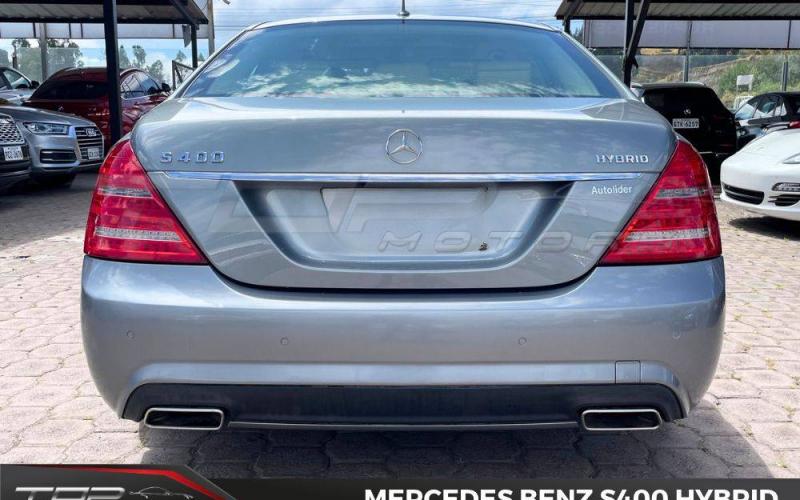 Mercedes Benz