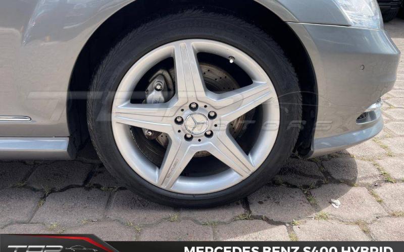 Mercedes Benz