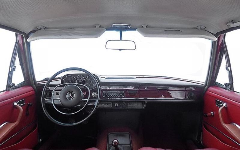 Mercedes Benz