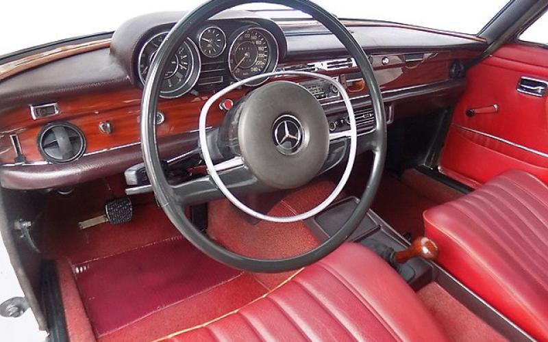 Mercedes Benz