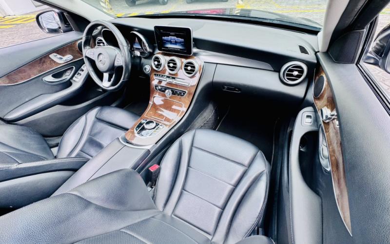 Mercedes Benz