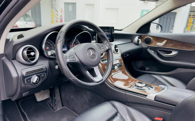 Mercedes Benz