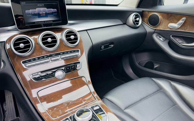 Mercedes Benz