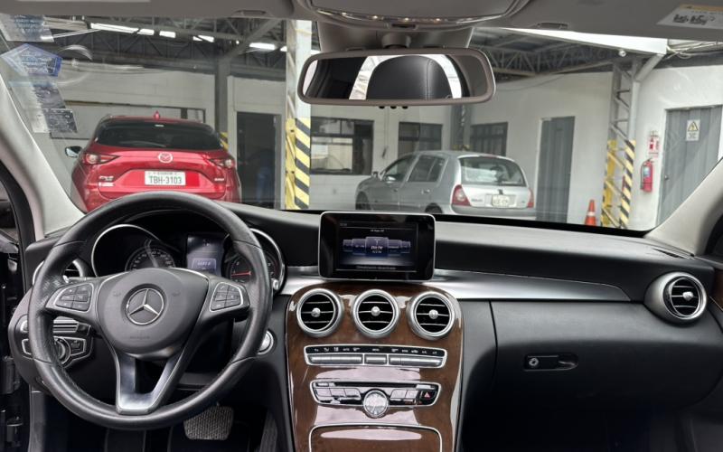 Mercedes Benz