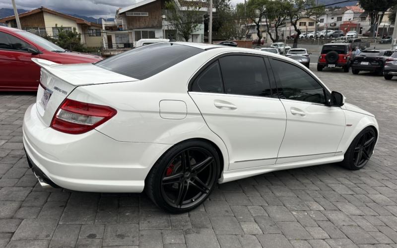 Mercedes Benz