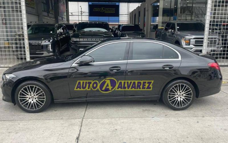 Mercedes Benz