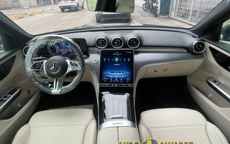 Mercedes Benz