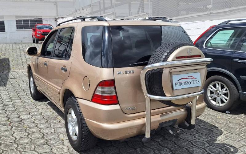 Mercedes Benz